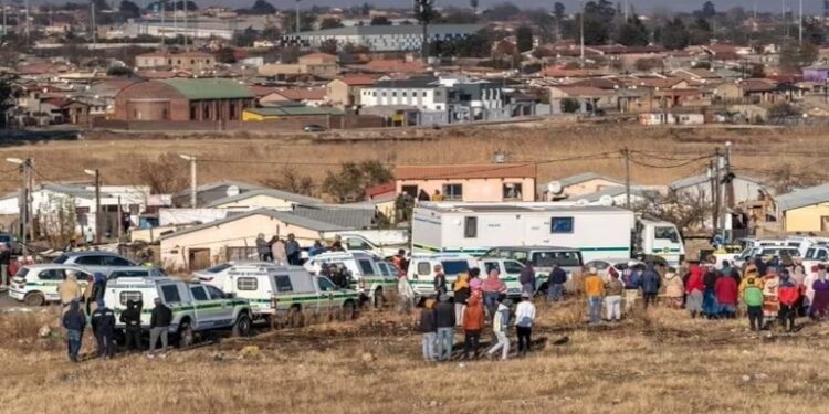 Johannesburg Mass Shooting: Police Hunt 12 Unidentified Suspects