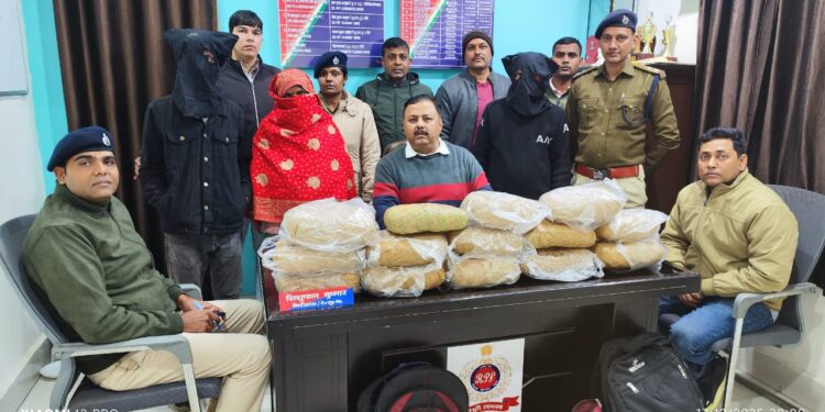 Ranveer Singh’s ‘Dhurandhar’ Sparks Buzz in Pakistan, Viral Video Surprises Many