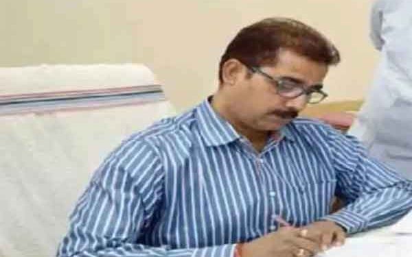 Ex-JSBCL Official Alleges Bank Guarantees Routed to Personal Phones, Pressure to Sign Deals