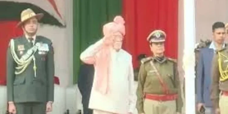 Governor Unfurls Tricolour in Ranchi, Calls for Building a Prosperous, Empowered Jharkhand