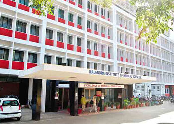 RIMS Plans Low-Cost Drug Stores To Make Treatment More Affordable