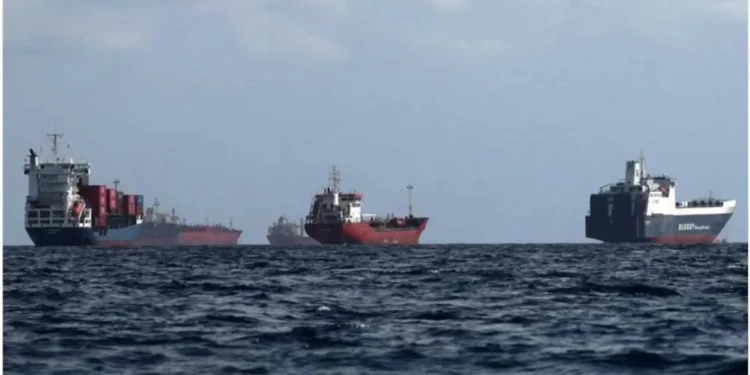 India May Face Fuel Tightrope as Hormuz Tanker Gridlock Deepens