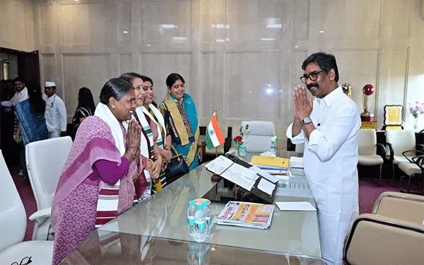 Bihar Legislative Council Committee Meets Jharkhand CM Hemant Soren