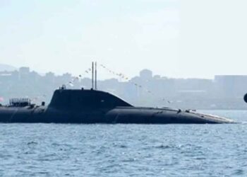 India Inducts Warship Taragiri and Nuclear Submarine INS Aridhaman into Navy