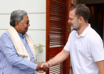 Siddaramaiah Meets Rahul Gandhi and Kharge in Delhi With Demands List After Stepping Down as Karnataka CM