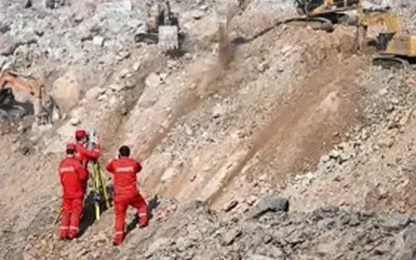 90 Dead in China Coal Mine Explosion, Worst Mining Disaster in a Decade