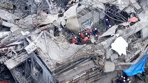 Japan Earthquake Death Toll Rises to 30, Thousands Remain Without Power and Water