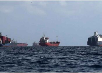 Missile Attack on Two UAE Oil Tankers in Strait of Hormuz Kills Indian Crew Member, Six Injured