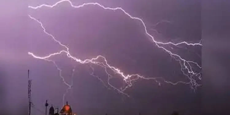 Jharkhand Weather Plays Hide and Seek, Heavy Rain and Lightning Alert for Two Days