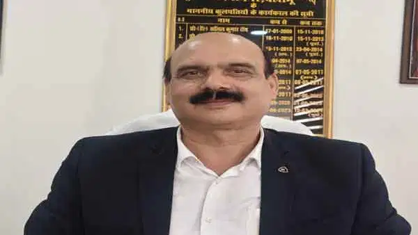 Ex-Finance Advisor Resigned Citing Harassment by VC Dinesh Singh, Letter Reveals